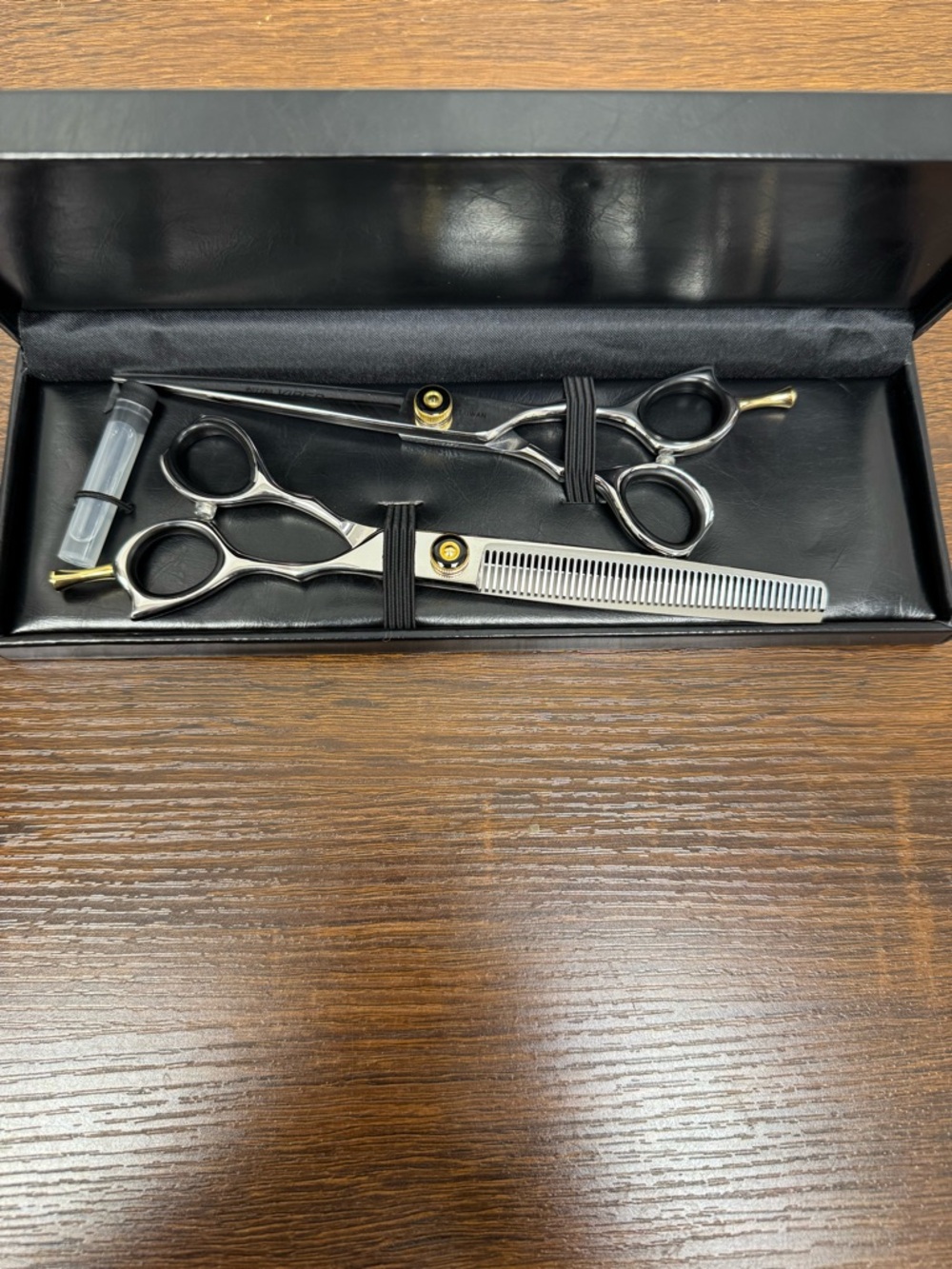 Marianna Barber Professional Silver Hair Cutting and Thinning Scissors Set